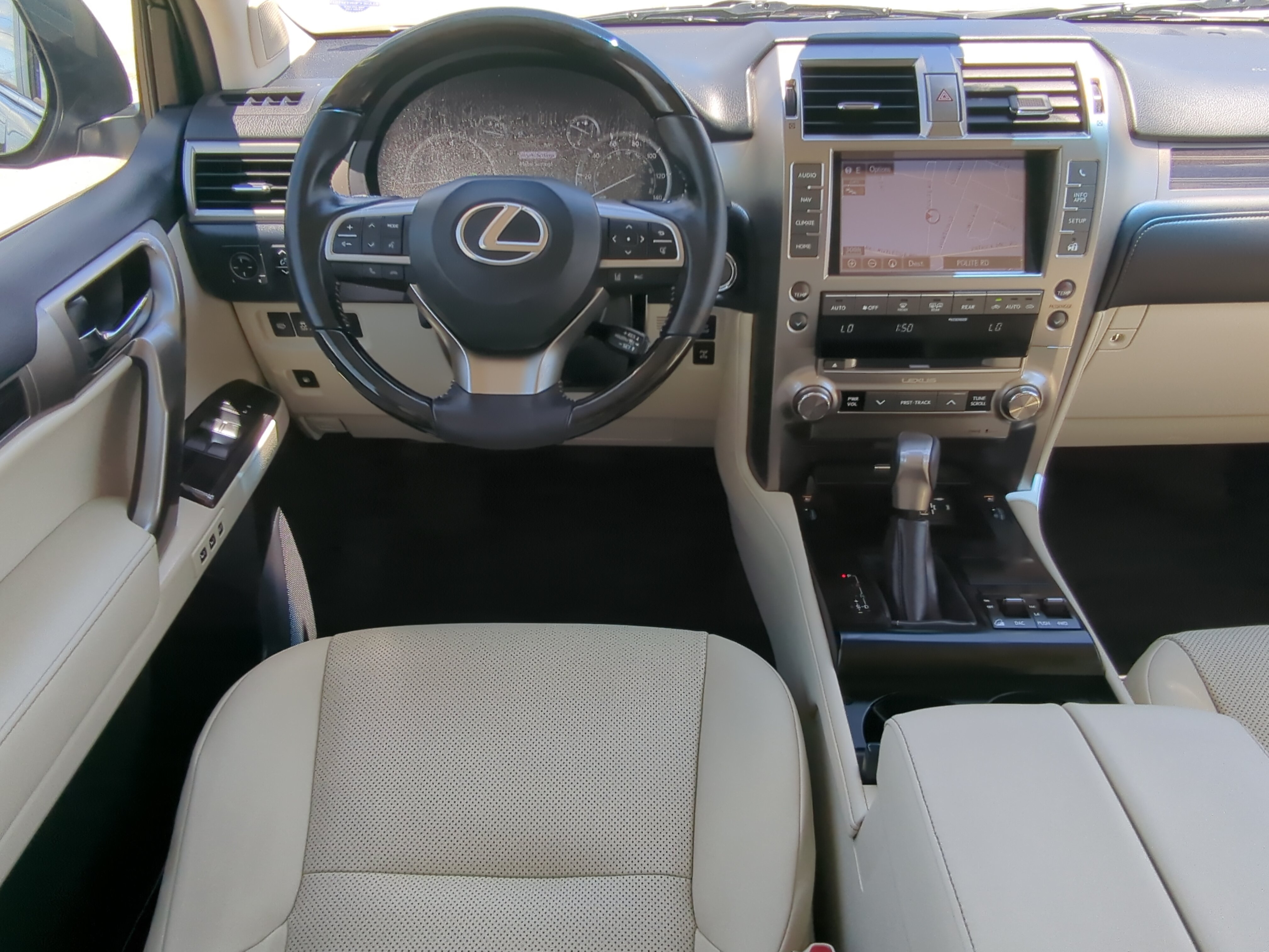Used 2020 Lexus GX 460 Premium w/ Premium Package AWD/4WD image 14