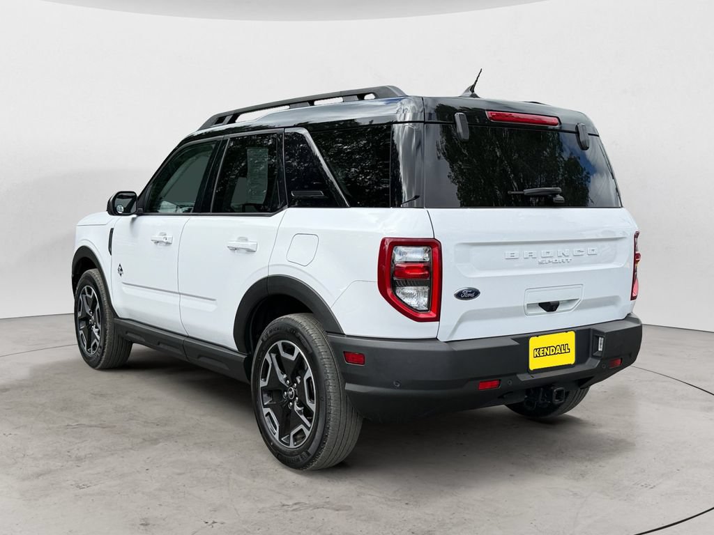 Certified 2022 Ford Bronco Sport Outer Banks w/ Tech Package AWD/4WD image 3
