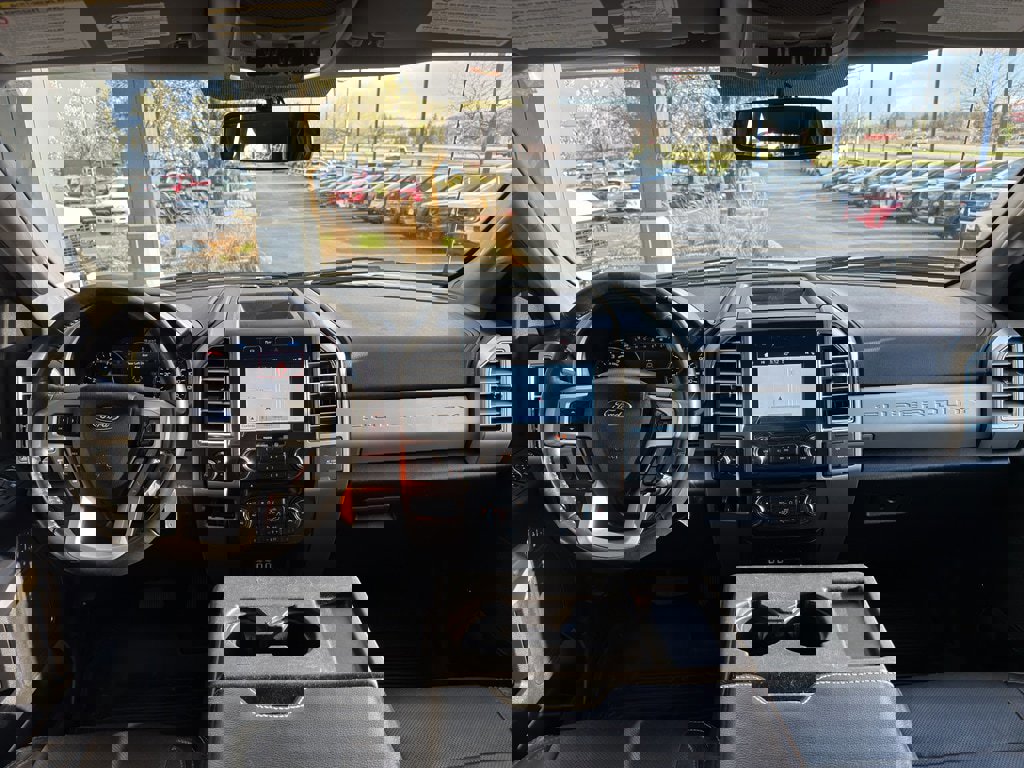 Certified 2017 Ford F350 Lariat w/ Camper Package image 39