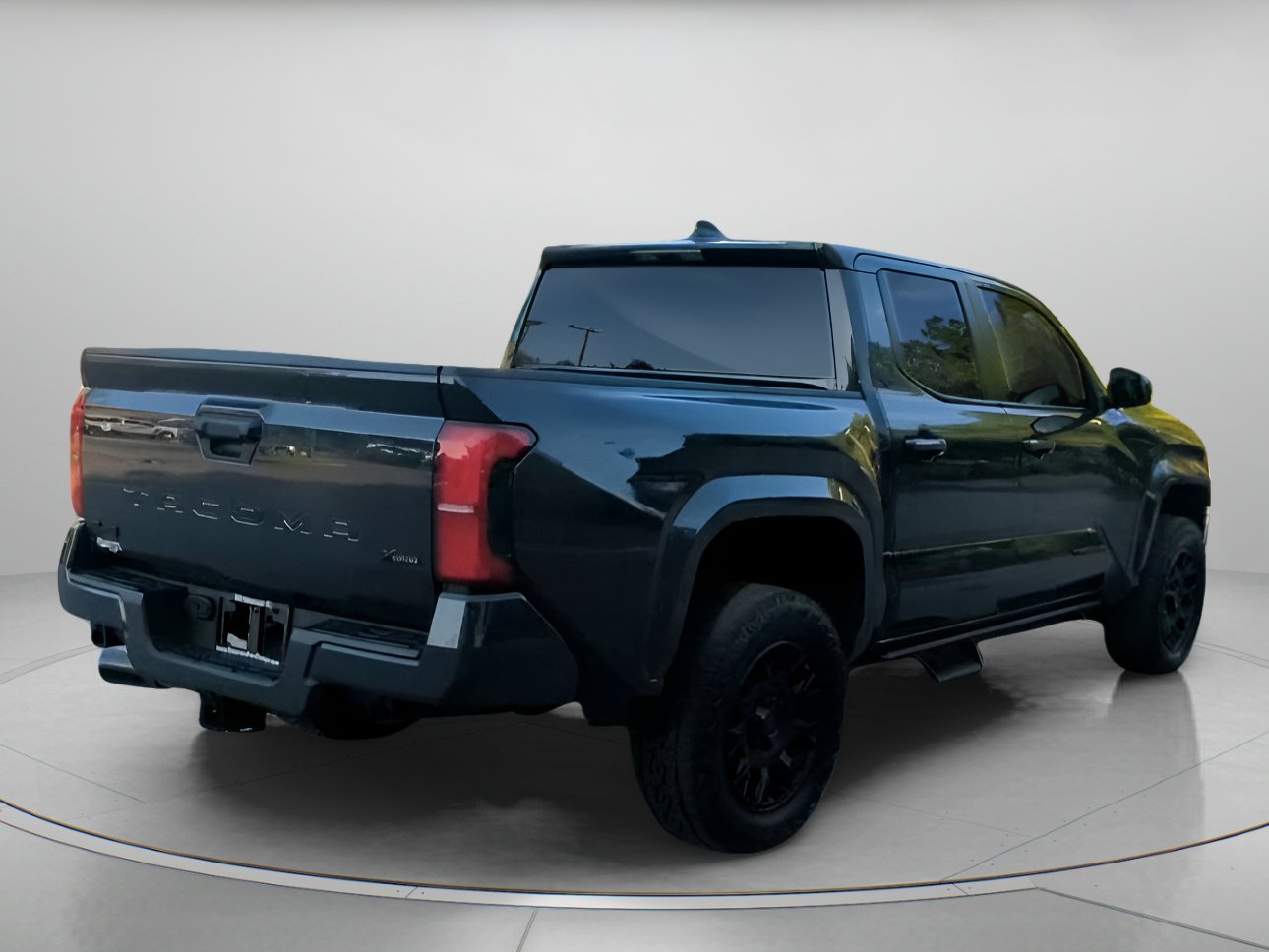 Used 2025 Toyota Tacoma SR5 AWD/4WD image 27