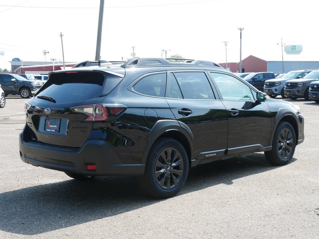 Used 2024 Subaru Outback Onyx Edition XT AWD/4WD image 3