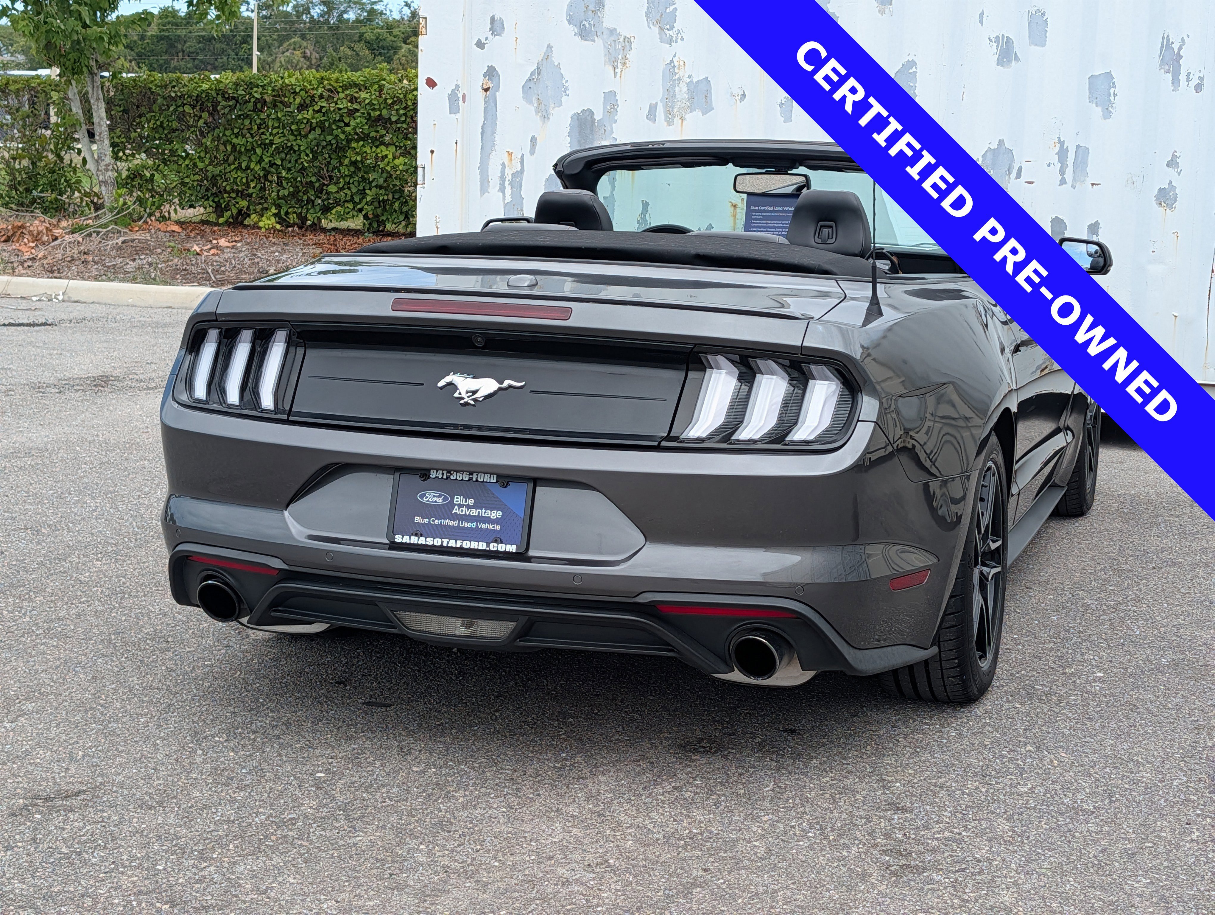 Certified 2018 Ford Mustang Premium RWD image 4