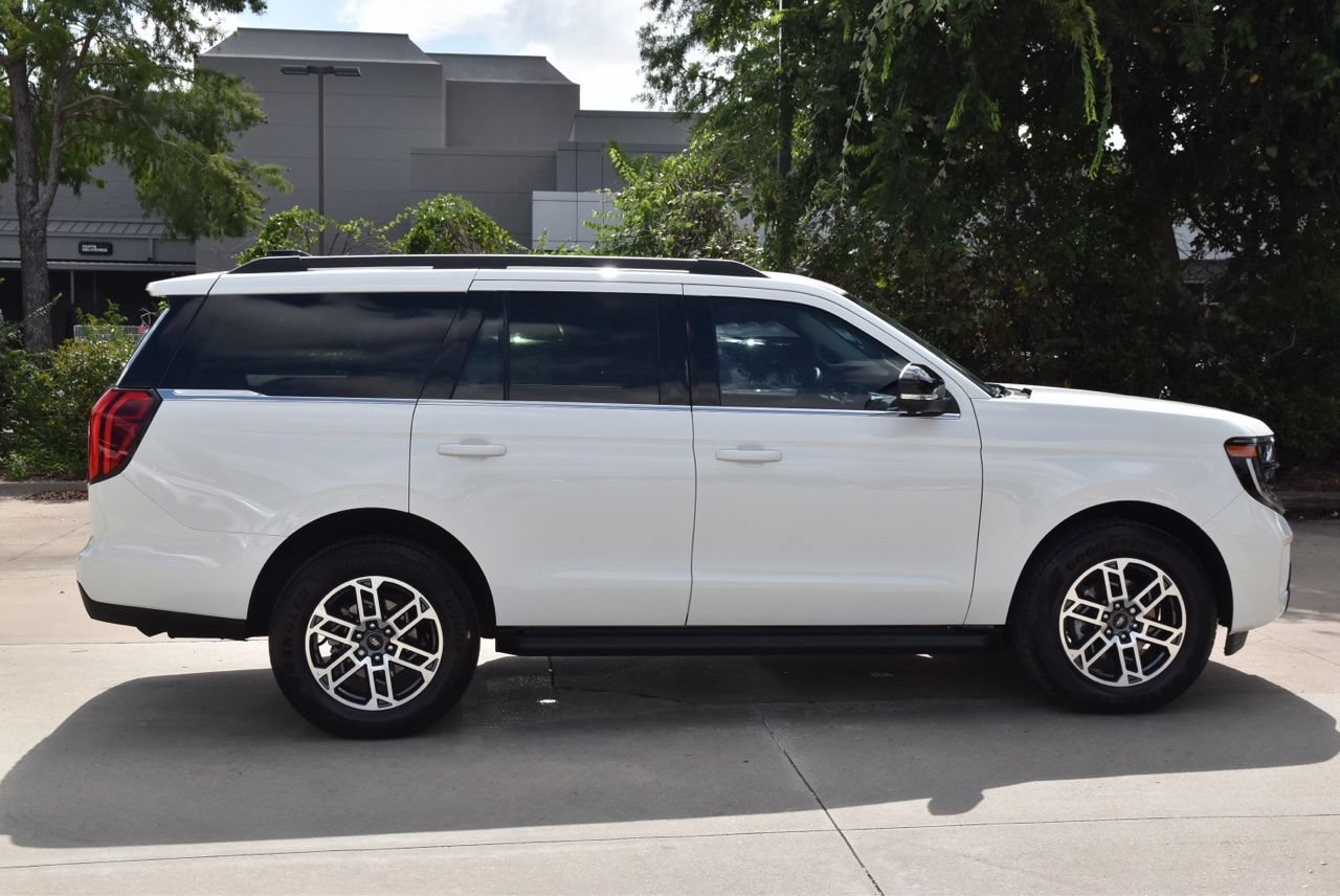 Certified 2026 Ford Expedition Active RWD image 6
