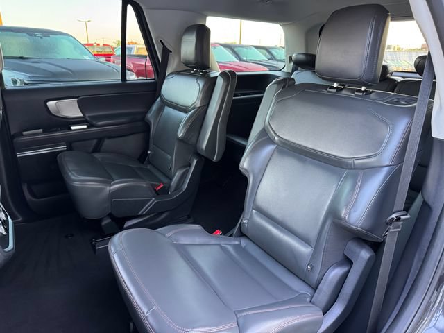 Certified 2025 Ford Expedition Active AWD/4WD image 16
