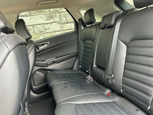 Certified 2024 Ford Edge SEL w/ Convenience Package AWD/4WD image 9