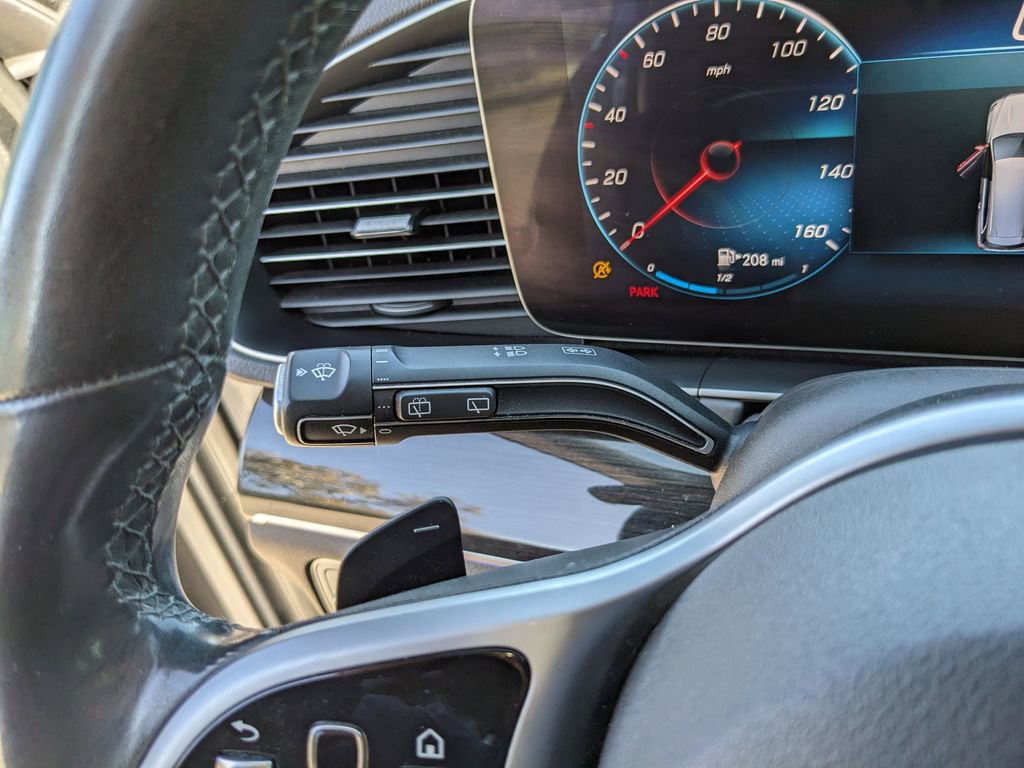 Used 2020 Mercedes-Benz GLS 450 4MATIC image 36