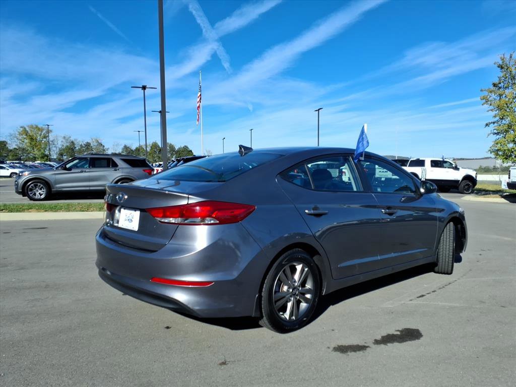 Used 2018 Hyundai Elantra SEL w/ Winter Weather Package image 5