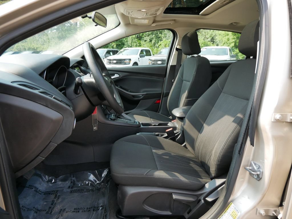Certified 2018 Ford Focus SEL FWD image 15