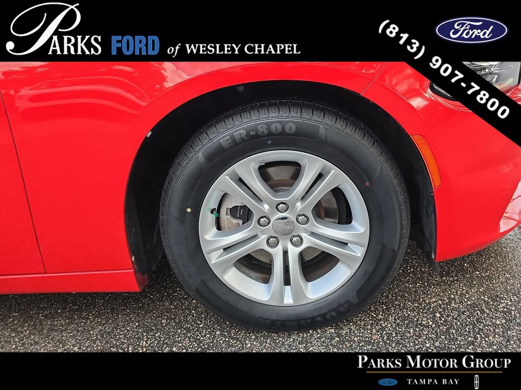 Used 2019 Dodge Charger SXT RWD image 31