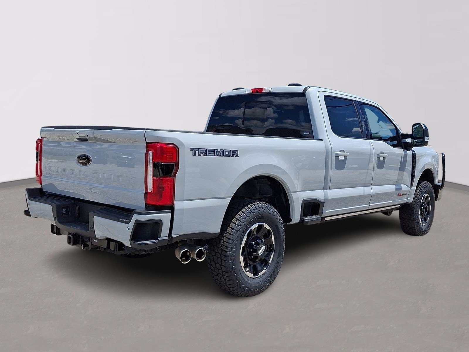 Certified 2025 Ford F250 Lariat w/ Lariat Ultimate Package AWD/4WD image 6