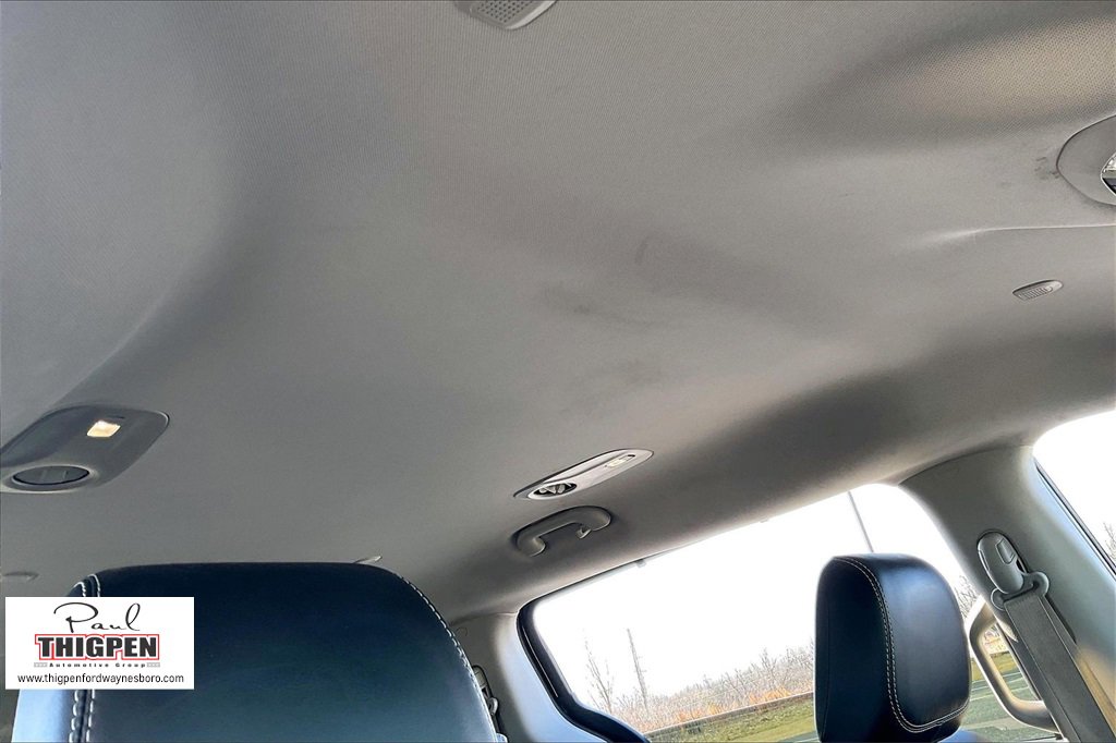 Used 2024 Chrysler Pacifica Touring-L image 21