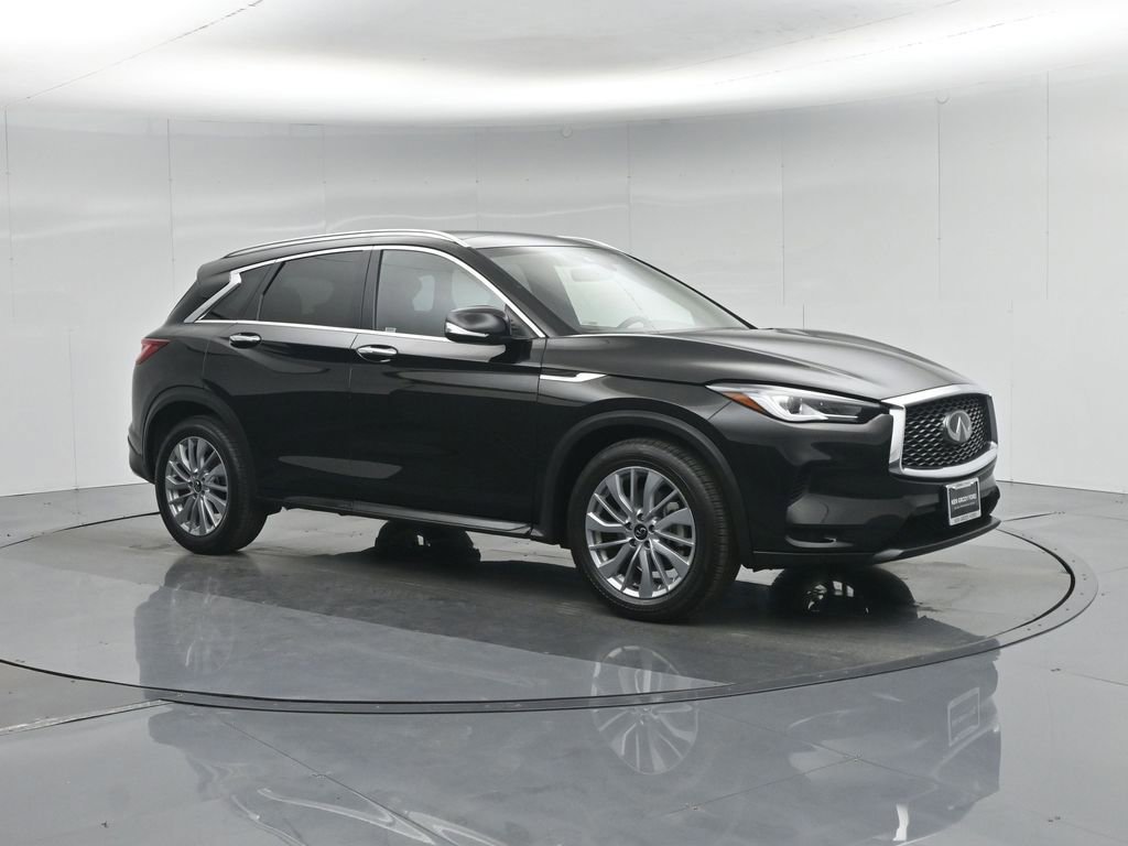Used 2024 INFINITI QX50 Luxe image 3