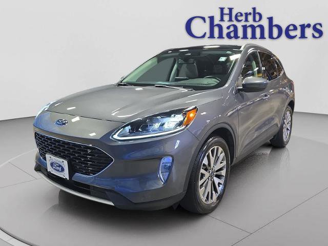 Certified 2022 Ford Escape Titanium w/ Class II Trailer Tow Package AWD/4WD image 10