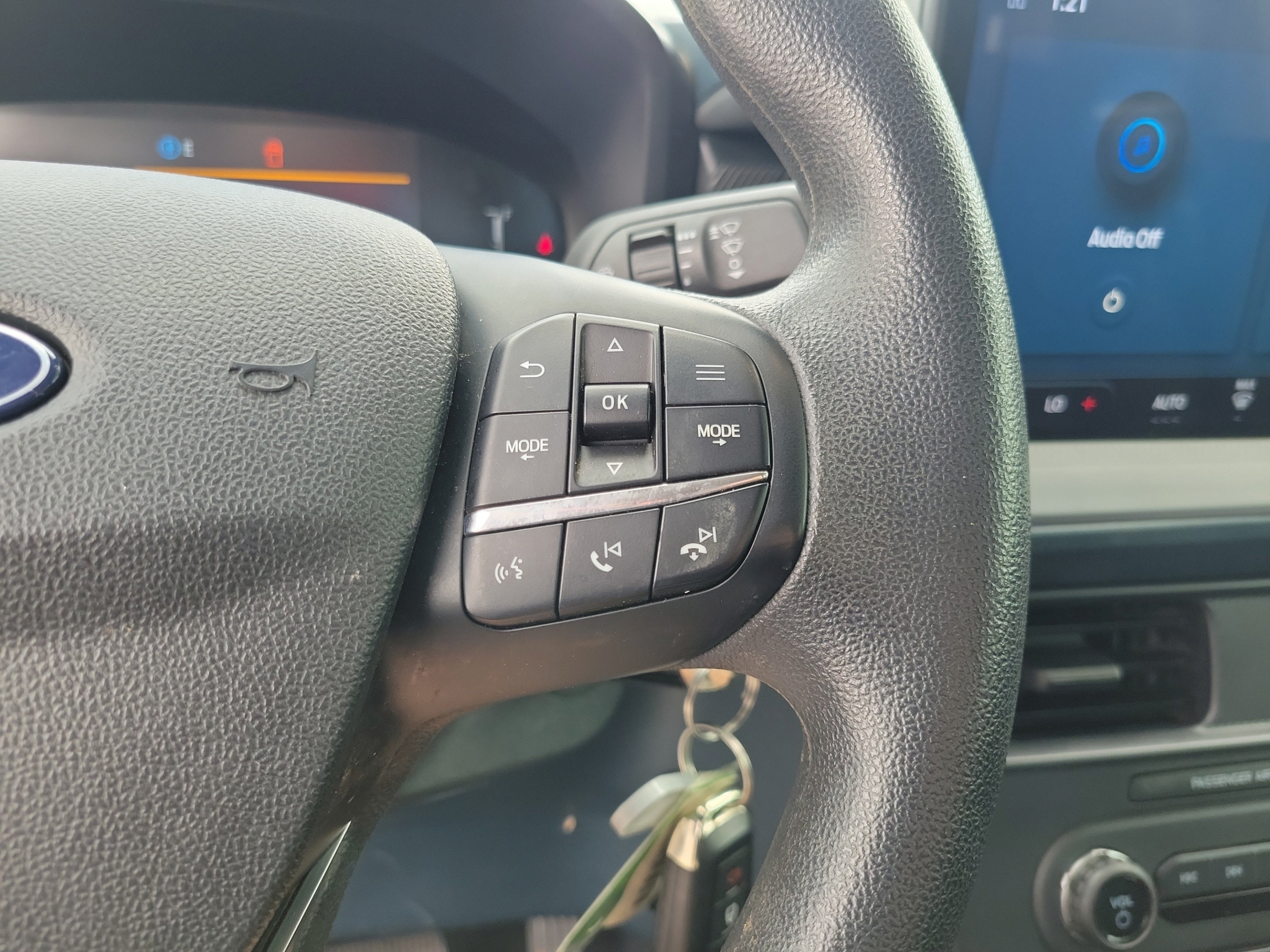 Certified 2025 Ford Maverick XL w/ Equipment Group 102A AWD/4WD image 24