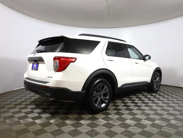 Certified 2023 Ford Explorer XLT w/ Equipment Group 202A AWD/4WD image 5