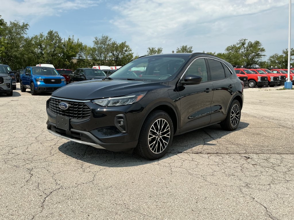 Certified 2023 Ford Escape SE