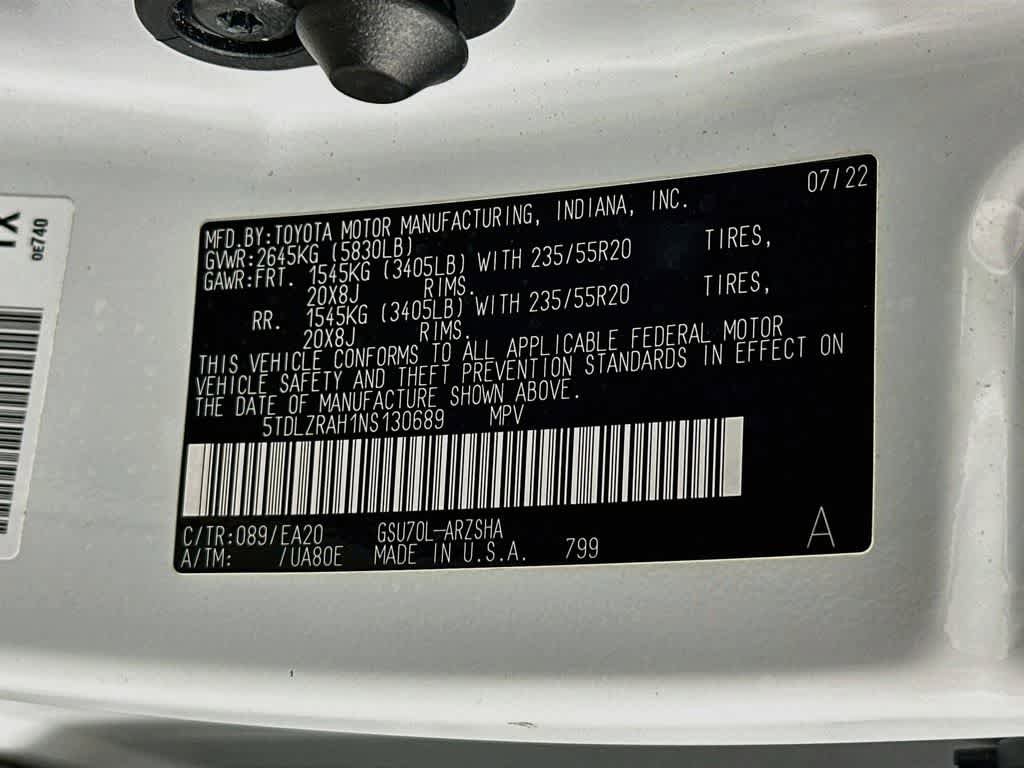 Used 2022 Toyota Highlander XSE FWD image 23