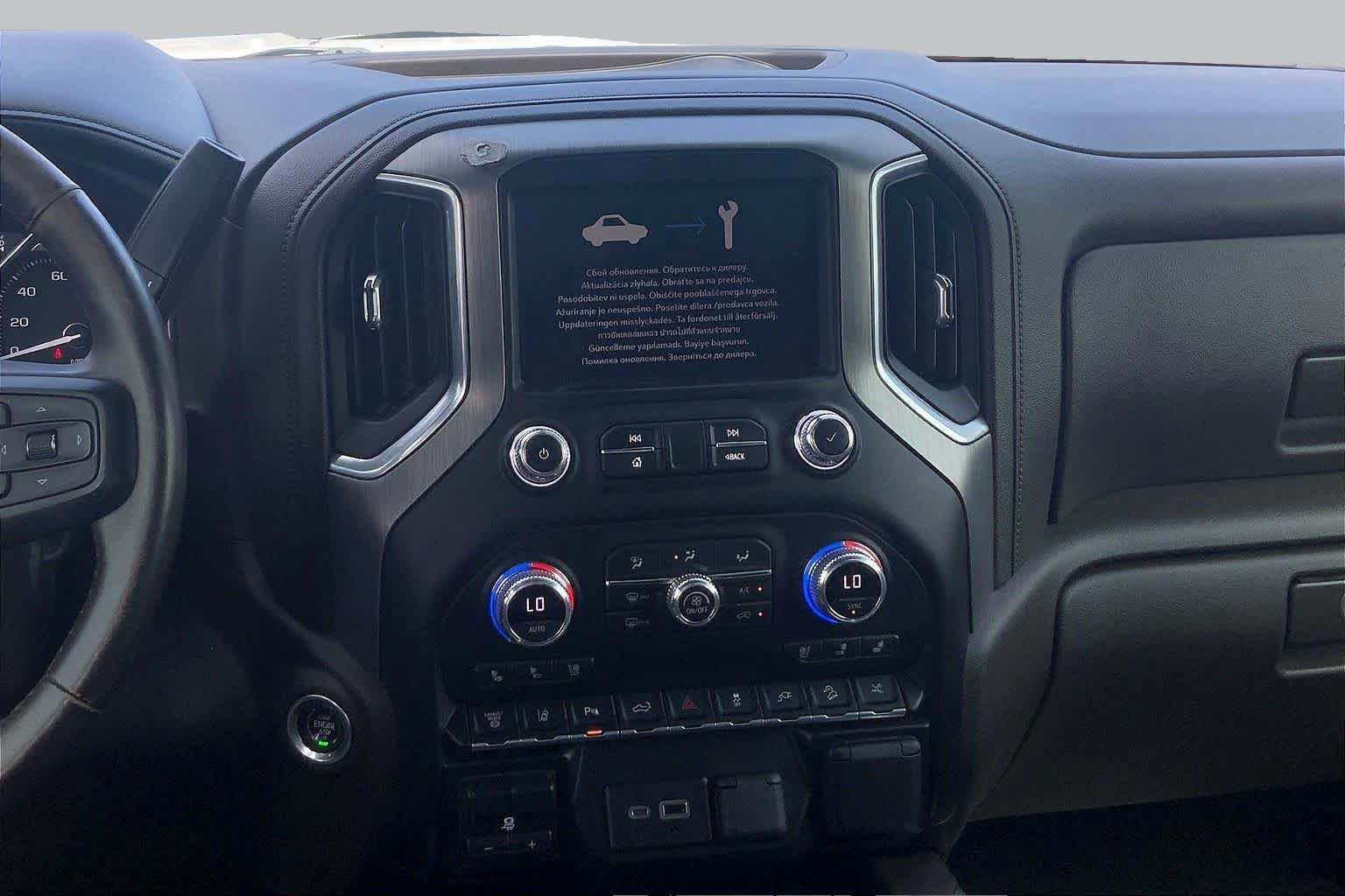 Used 2022 GMC Sierra 2500 Denali w/ Denali Ultimate Package AWD/4WD image 6