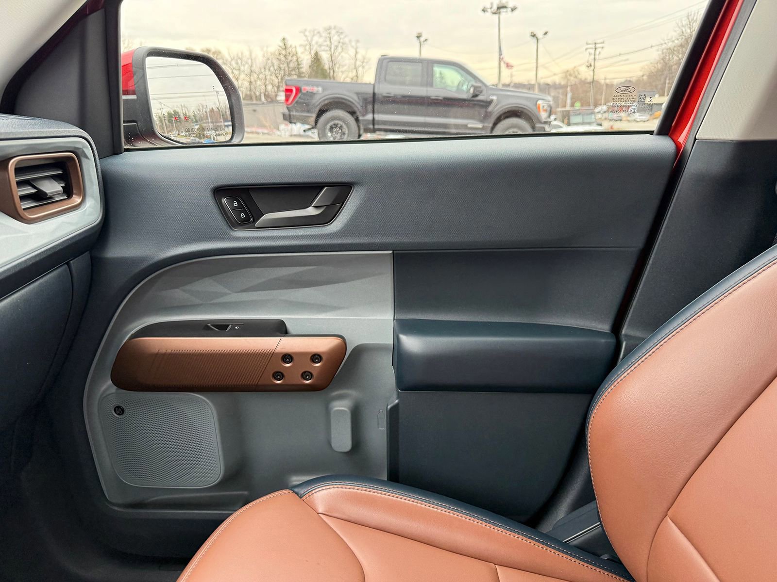 Certified 2022 Ford Maverick Lariat w/ Lariat Luxury Package image 36