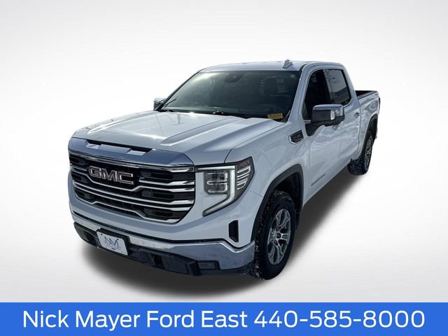 Used 2025 GMC Sierra 1500 SLT AWD/4WD image 3
