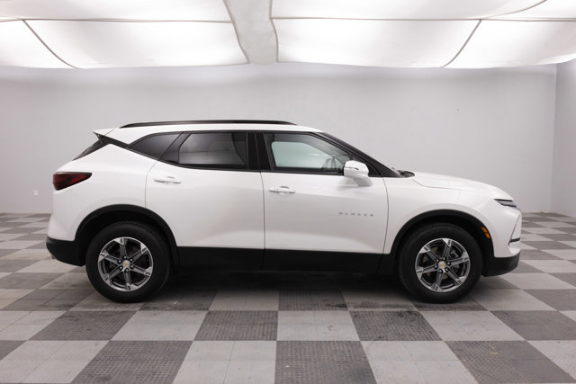 Used 2023 Chevrolet Blazer LT AWD/4WD image 13