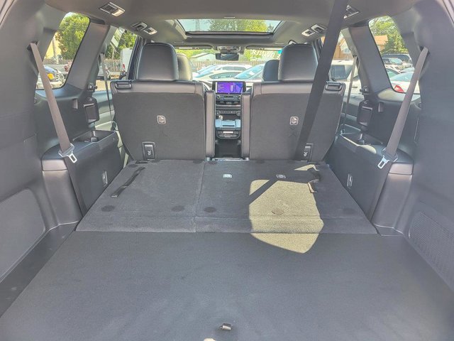 Used 2024 Toyota Grand Highlander AWD Hybrid image 28