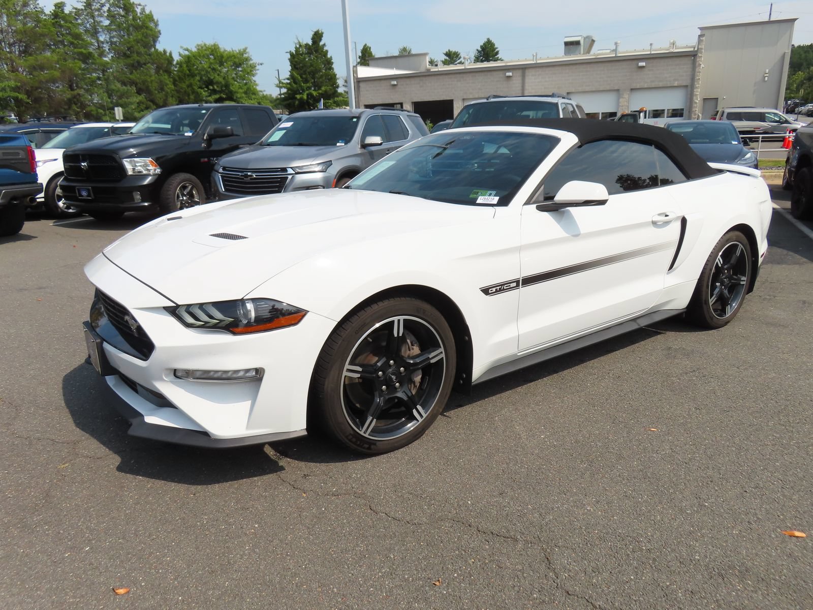 Certified 2021 Ford Mustang GT Premium w/ Equipment Group 401A RWD image 4
