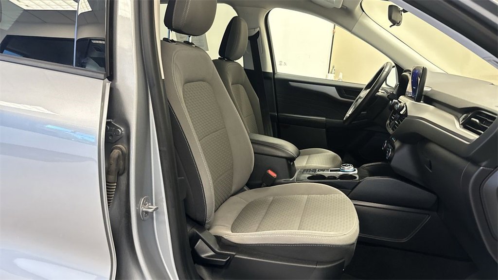 Certified 2022 Ford Escape SE w/ Convenience Package image 16