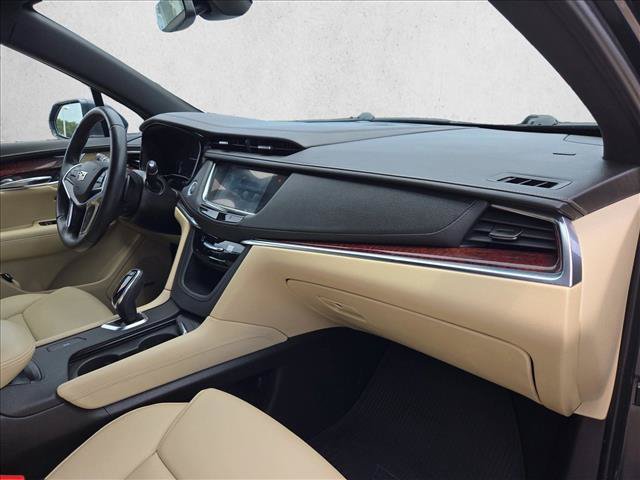 Used 2019 Cadillac XT5 Luxury FWD image 21