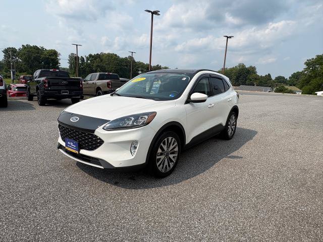 Certified 2022 Ford Escape Titanium w/ Class II Trailer Tow Package AWD/4WD image 7