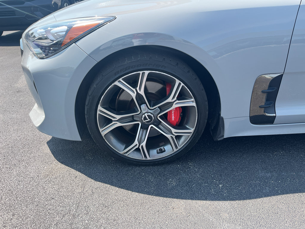 Used 2018 Kia Stinger GT2 AWD/4WD image 10