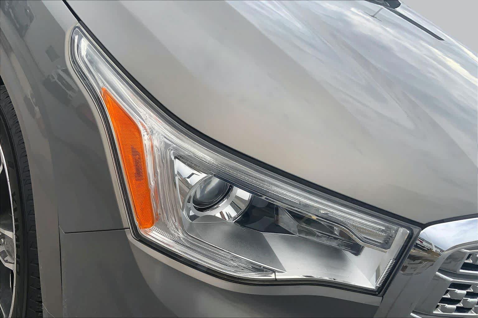 Used 2019 GMC Acadia Denali FWD image 27
