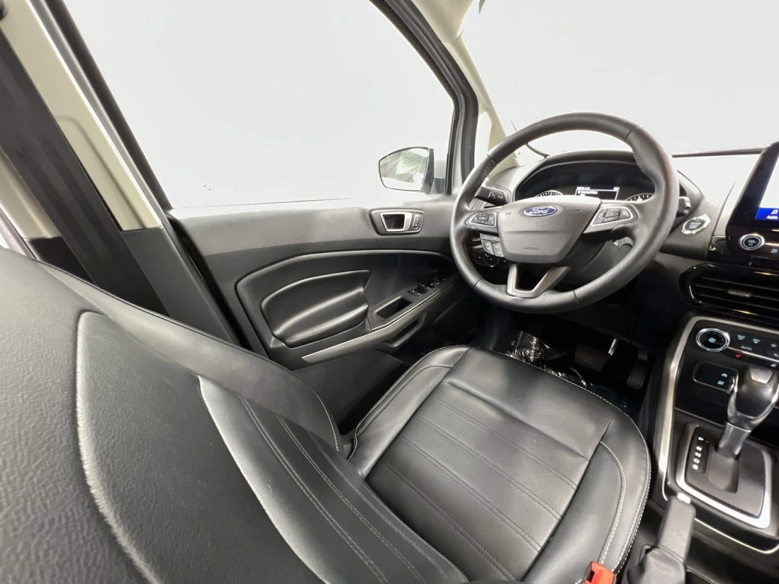 Certified 2021 Ford EcoSport Titanium image 18