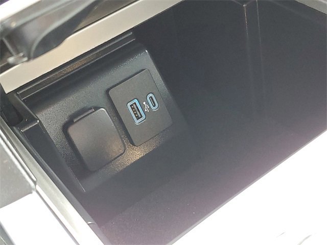 Certified 2023 Ford Explorer XLT w/ Equipment Group 202A image 25