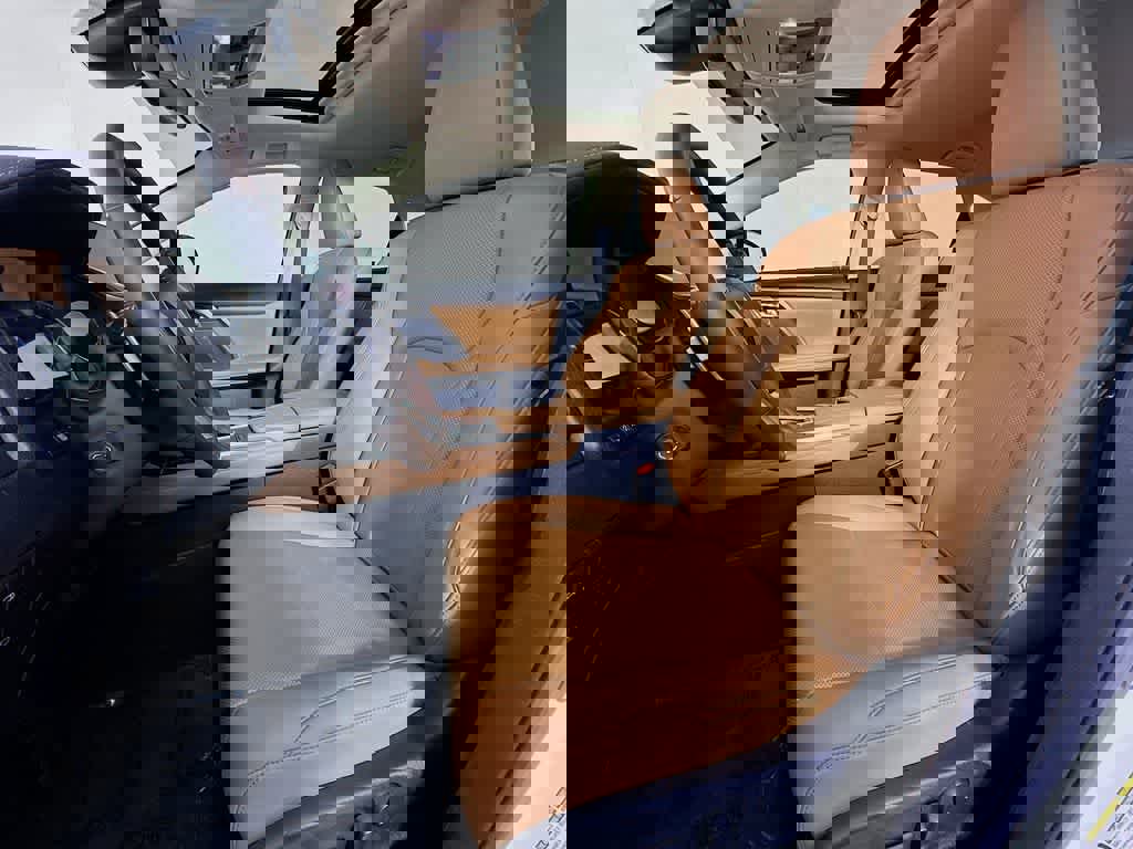 Used 2022 Lexus RX 350 FWD w/ Premium Package image 12