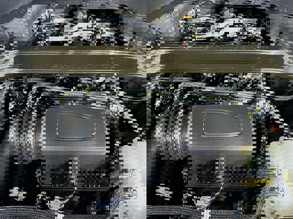 Certified 2021 Ford Explorer Limited w/ Equipment Group 301A image 8