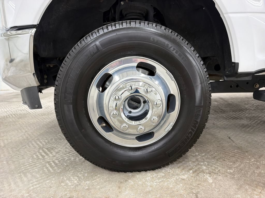 Certified 2022 Ford F350 XLT AWD/4WD image 13
