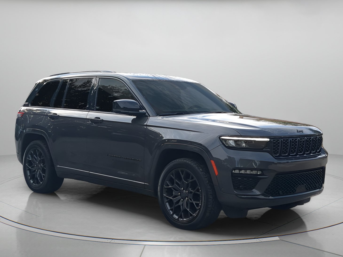 Used 2025 Jeep Grand Cherokee Summit w/ Obsidian Package AWD/4WD image 38