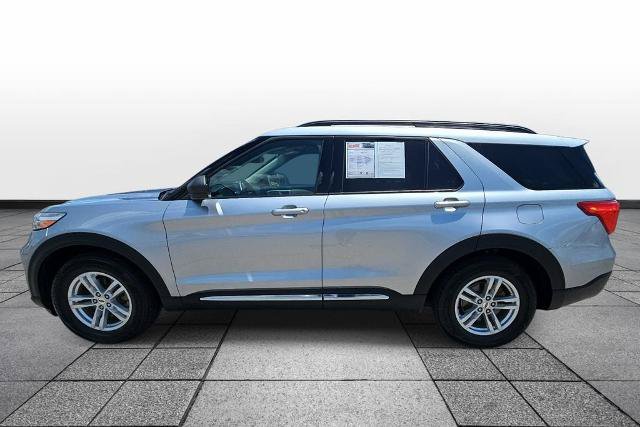 Certified 2022 Ford Explorer XLT w/ Class IV Trailer Tow Package RWD image 8