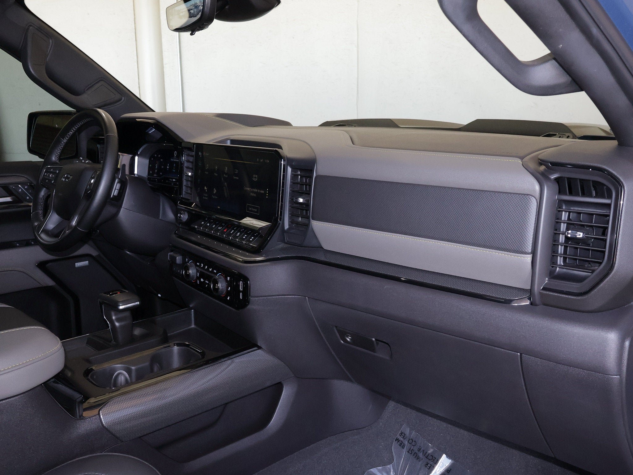 Used 2024 Chevrolet Silverado 1500 ZR2 w/ Technology Package AWD/4WD image 41