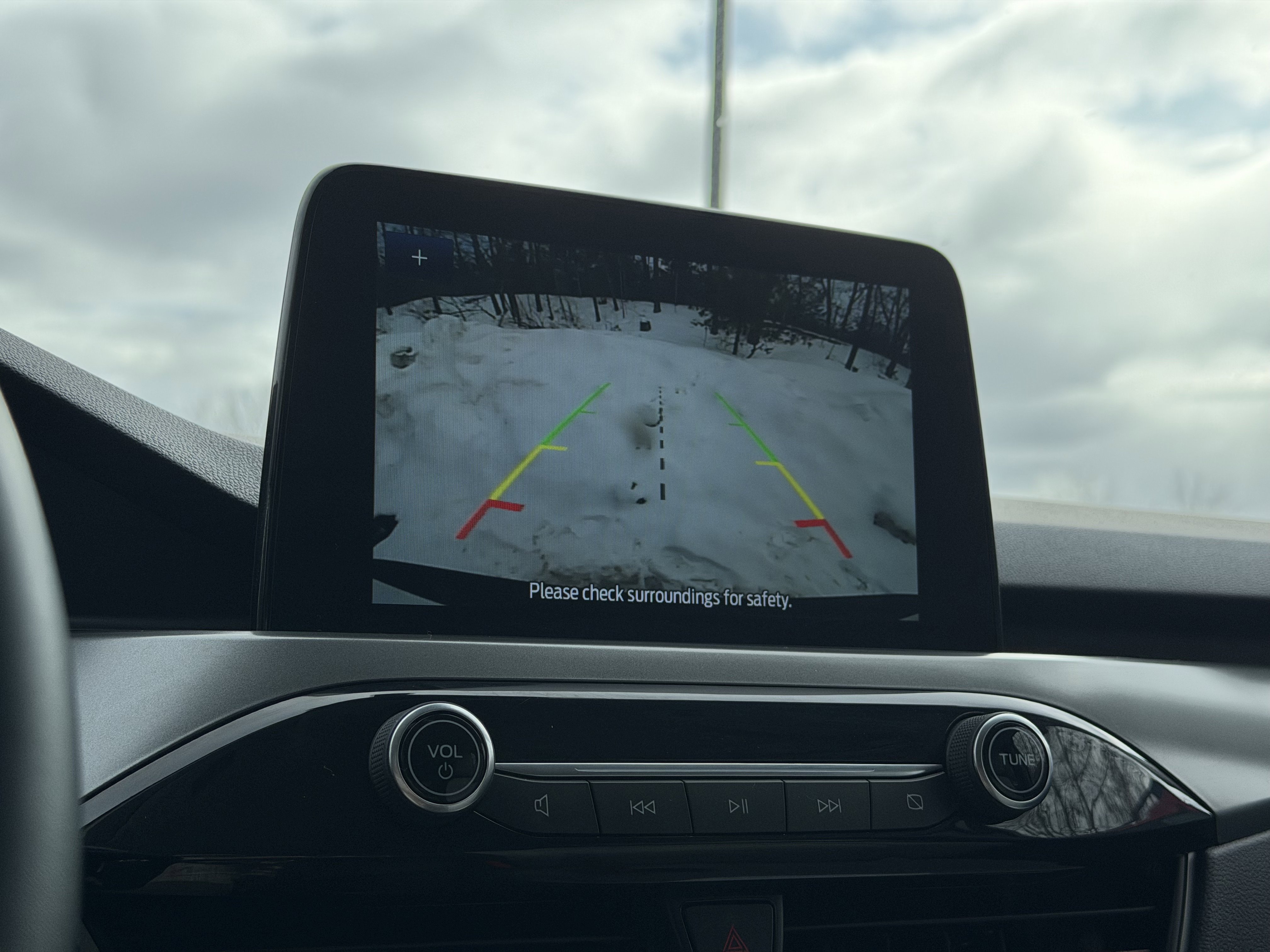 Certified 2025 Ford Escape Active w/ Cold Weather Package image 4