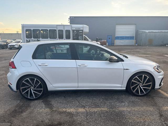 Used 2019 Volkswagen Golf R 4-Door image 2