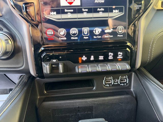 Used 2020 RAM 1500 Limited w/ Black Appearance Package AWD/4WD image 12