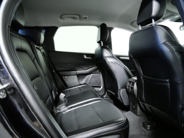 Certified 2025 Ford Escape Platinum AWD/4WD image 13