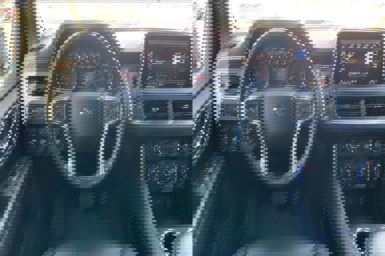 Used 2021 Chevrolet Tahoe Z71 w/ Z71 Signature Package image 14