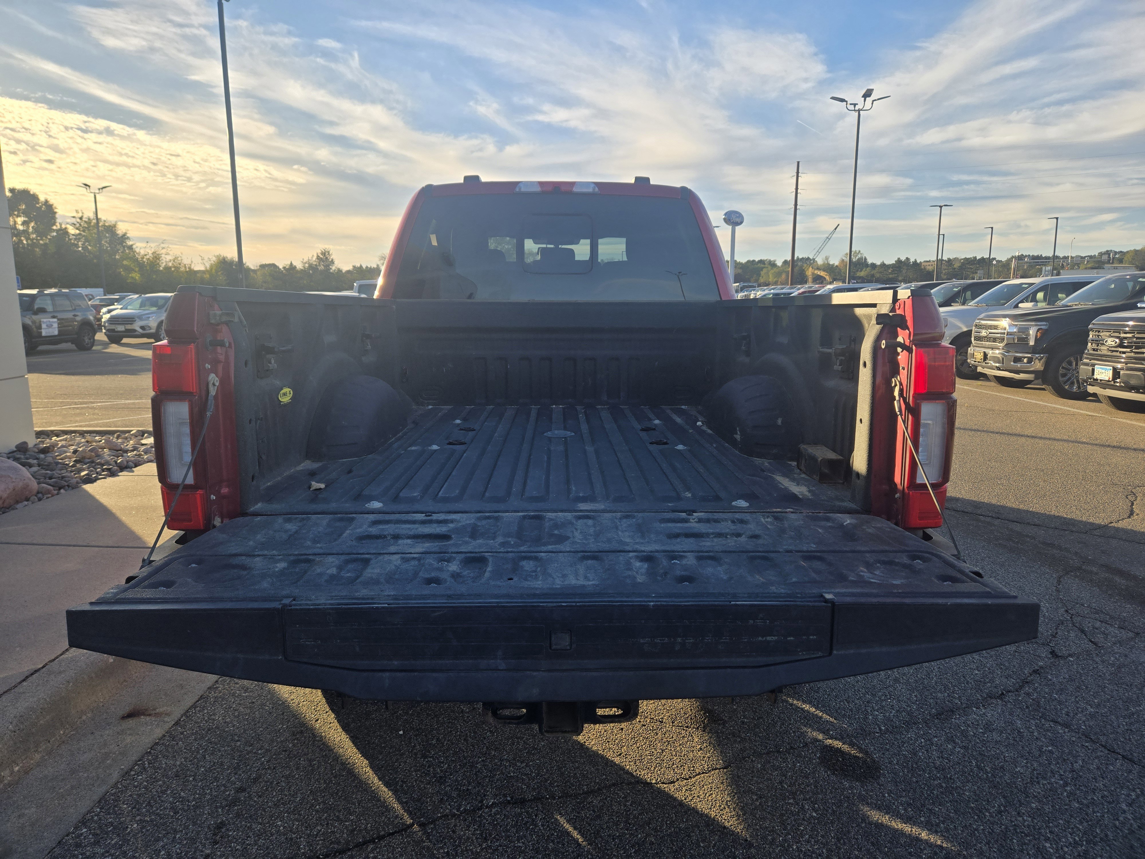 Certified 2022 Ford F350 Lariat w/ Lariat Ultimate Package image 16