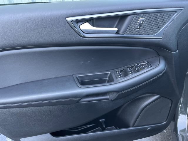Certified 2024 Ford Edge SE image 21