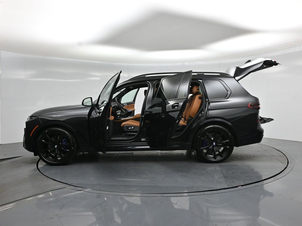 Used 2026 BMW X7 xDrive40i w/ Executive Package AWD/4WD image 37
