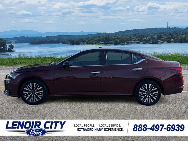 Used 2025 Nissan Altima 2.5 SV FWD image 6