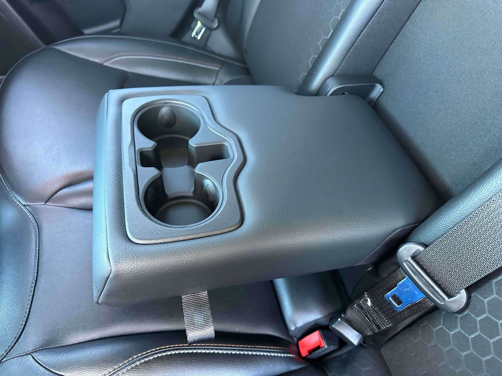 Used 2020 Jeep Compass Latitude w/ Cold Weather Group image 10